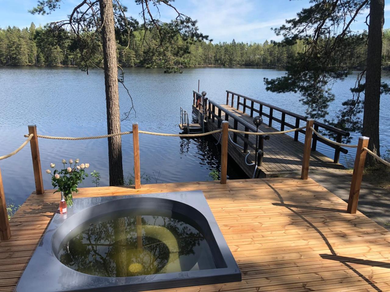 Hotelli Lepolampi Espoo Buitenkant foto