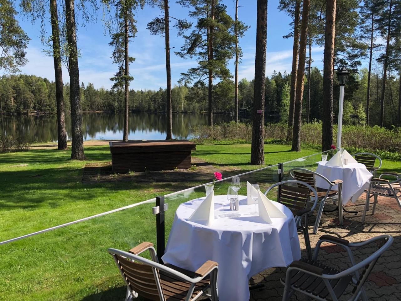 Hotelli Lepolampi Espoo Buitenkant foto