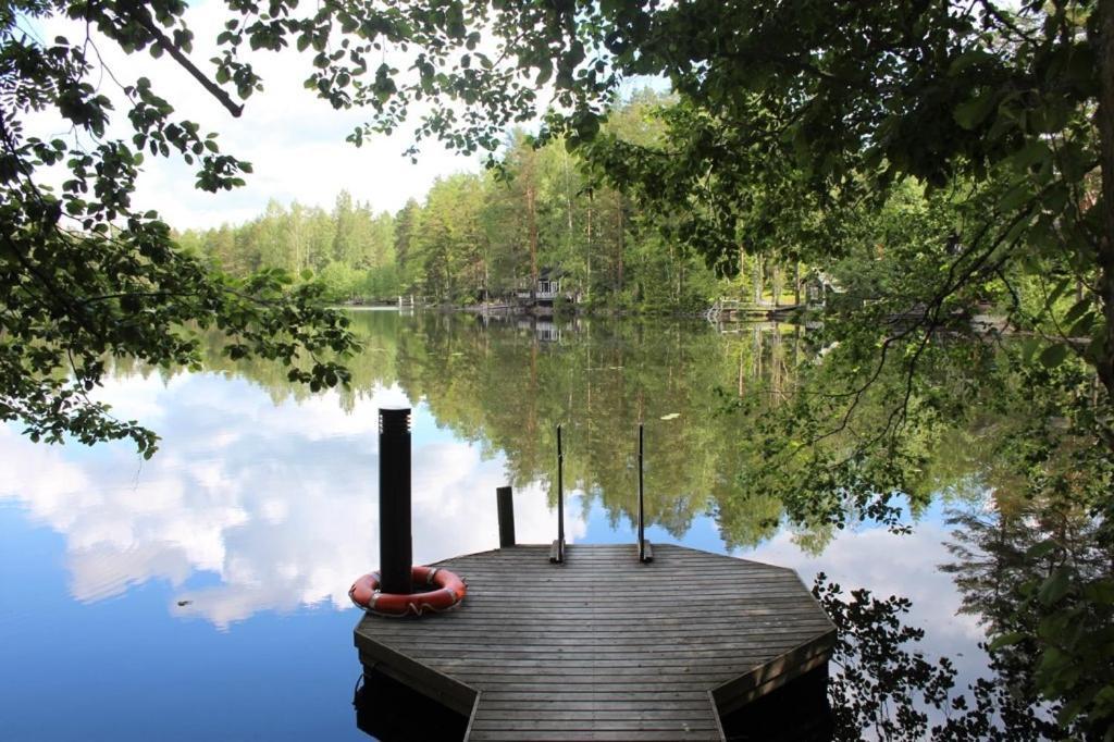Hotelli Lepolampi Espoo Buitenkant foto
